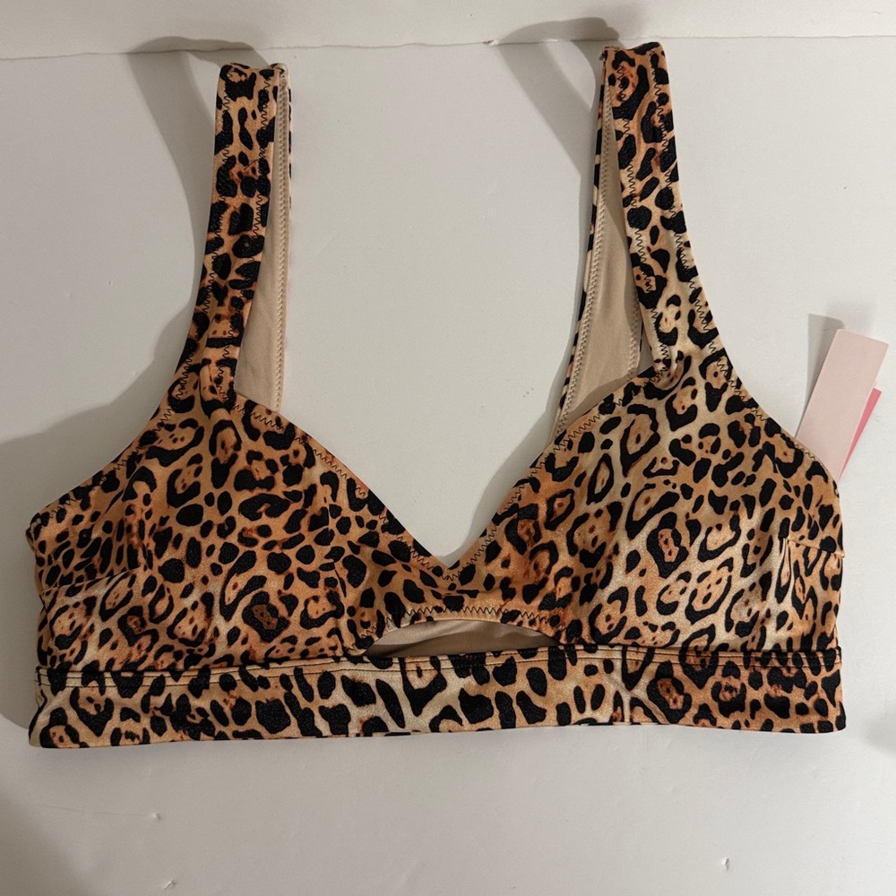 NWT Victoria’s Secret Bikini top - Picture 10 of 10